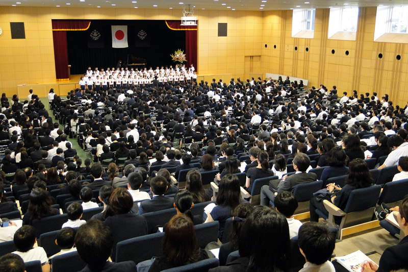 東京都市大学付属小学校　　第1回学校説明会に1000人以上が来場